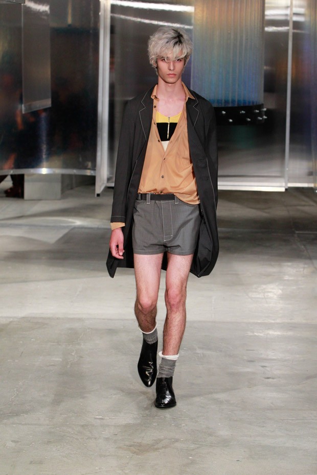 PradaSS16Men-02