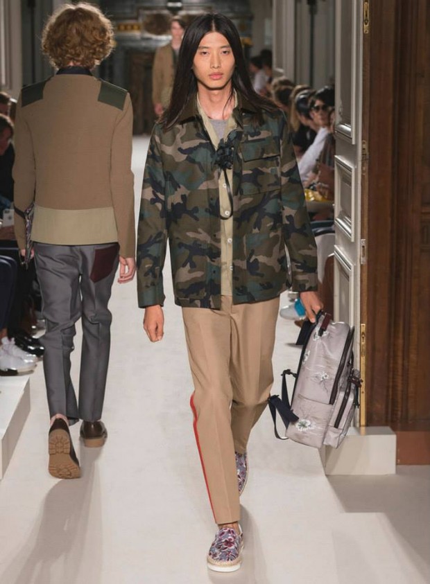 VALENTINO (22)