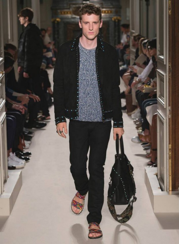 VALENTINO (24)