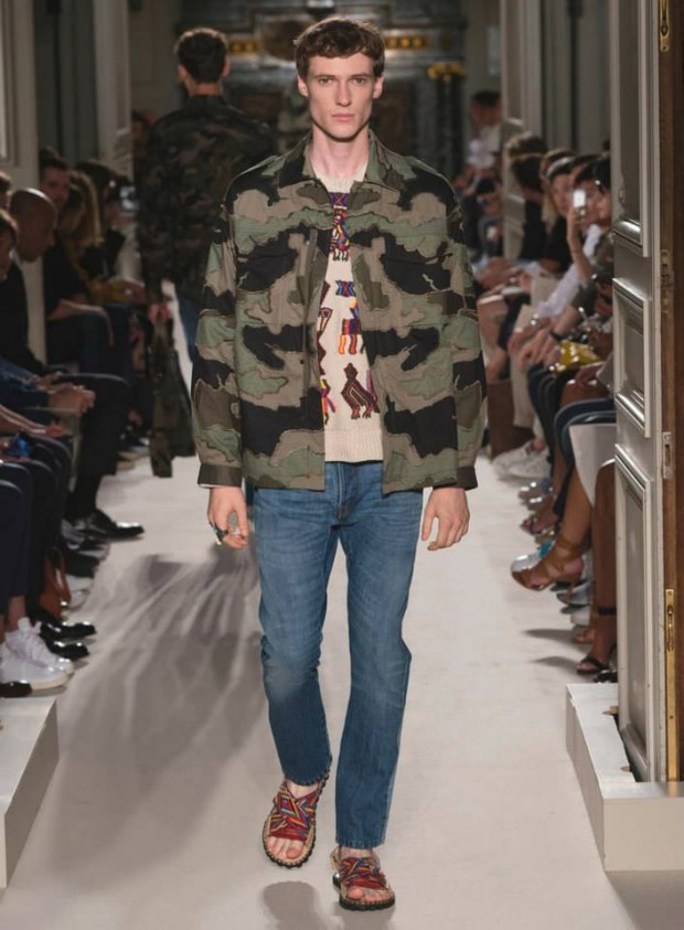 VALENTINO (38)