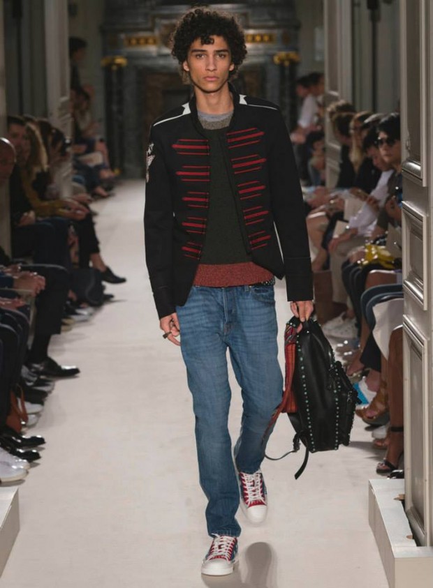 VALENTINO (43)