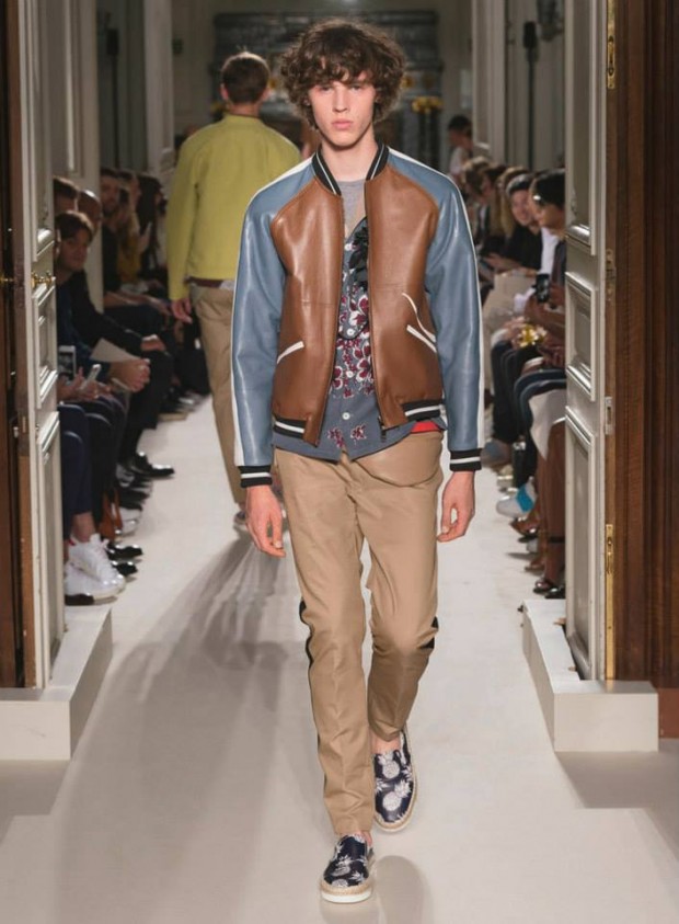 VALENTINO (45)