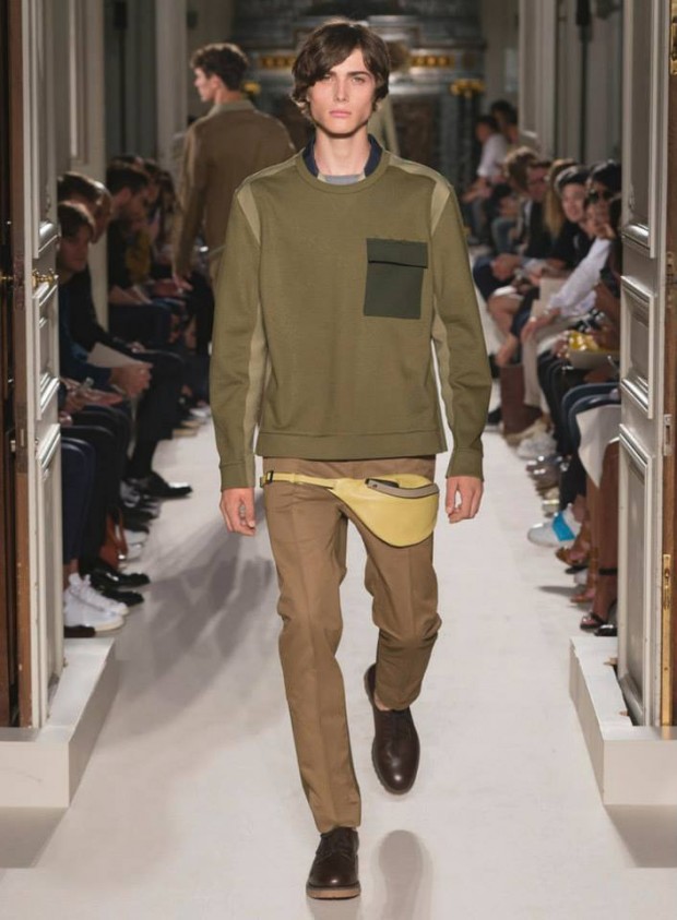 VALENTINO (74)