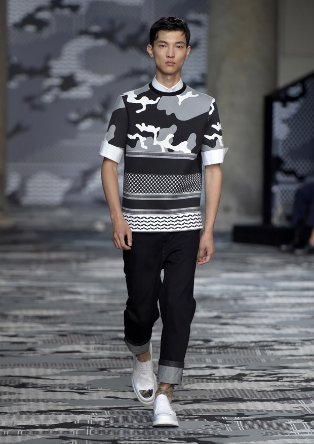 NeilBarrettSS16-05
