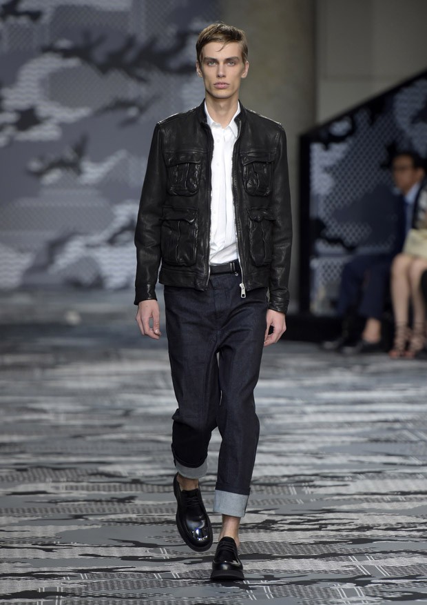 NeilBarrettSS16-22