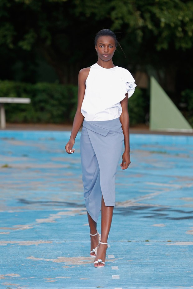 PerrretSchaadShowSS16-19