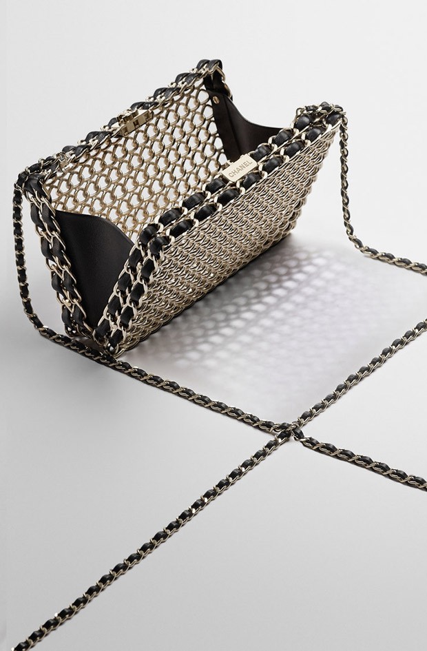 28-Brass-Minaudiere-02