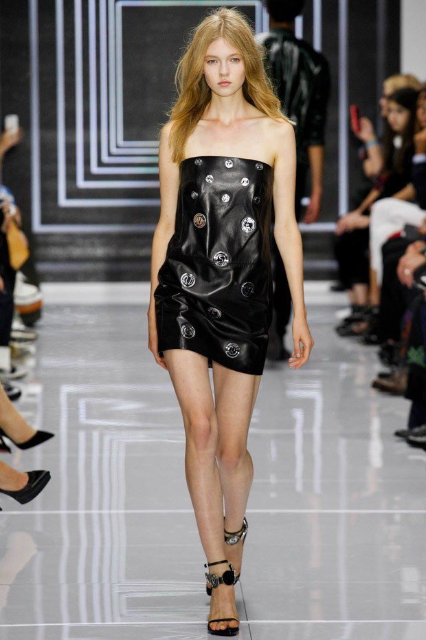 VersusVersaceSS16-19