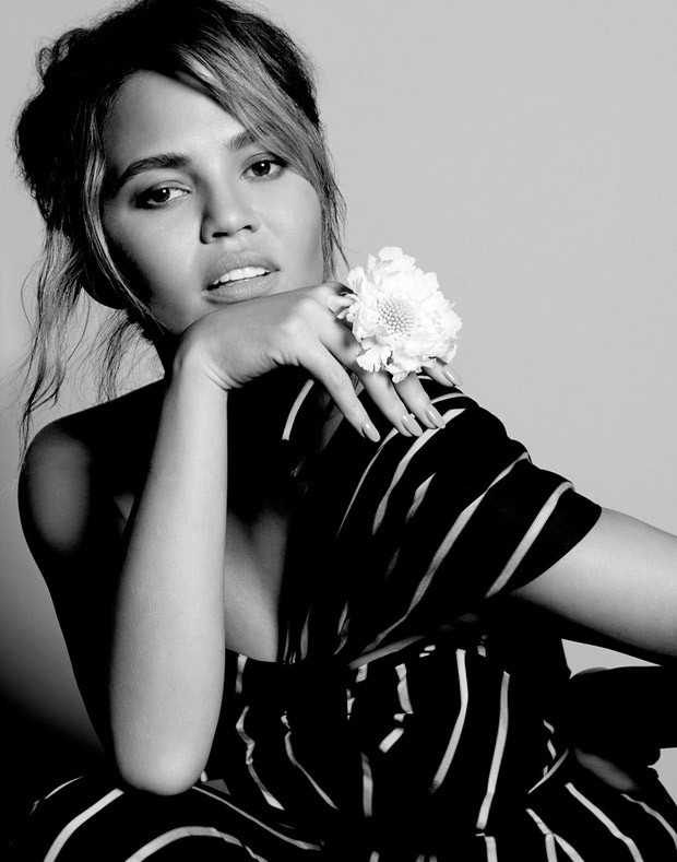 ChrissyTeigen