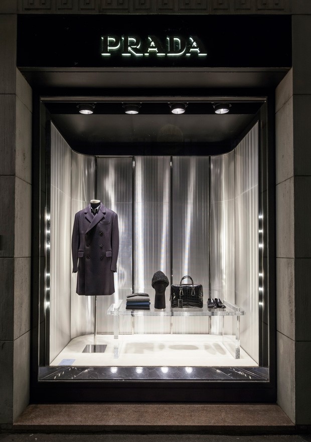 PRADA-01
