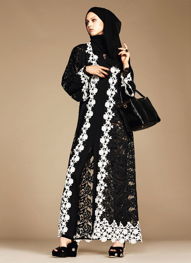 dolce and gabbana abaya 2018