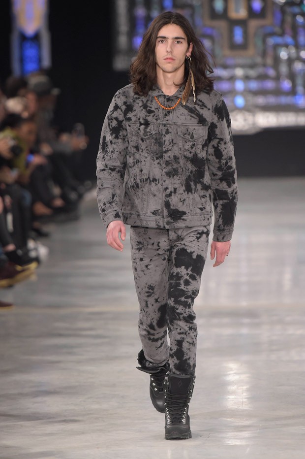 MarceloBurlonFW16-16