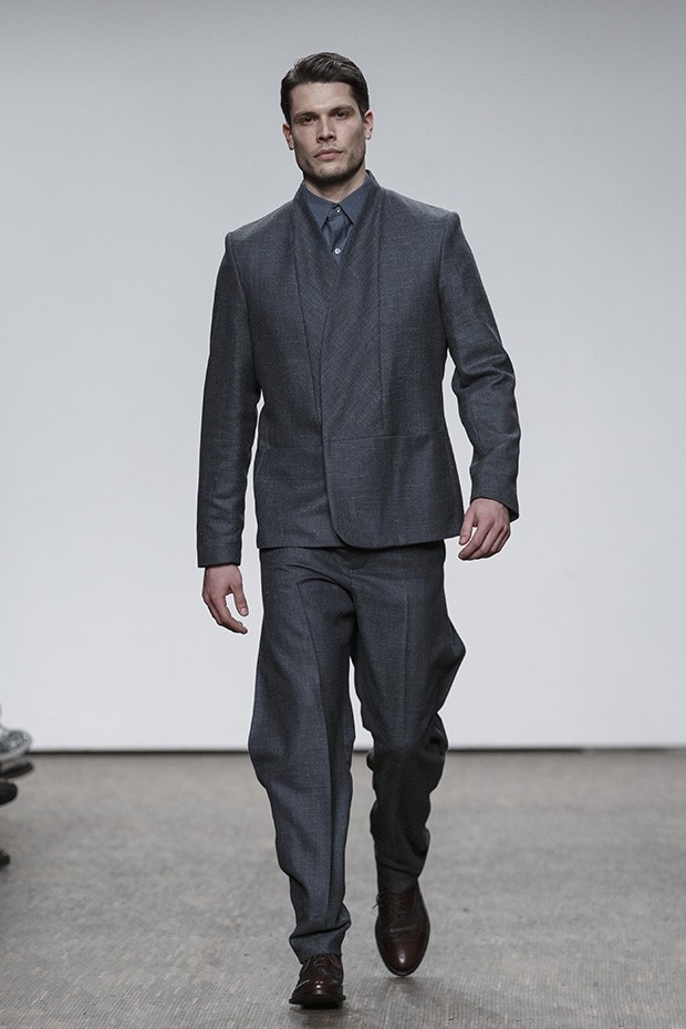 BRACHMANN_mbfw-fw16-17-(21)