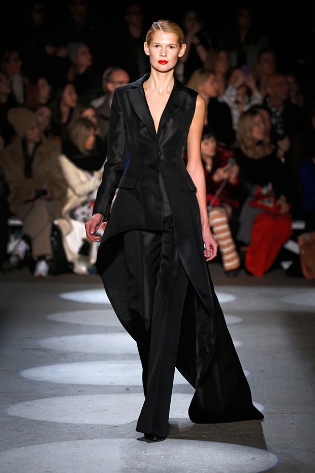 Christian-Siriano---fw16-(48)