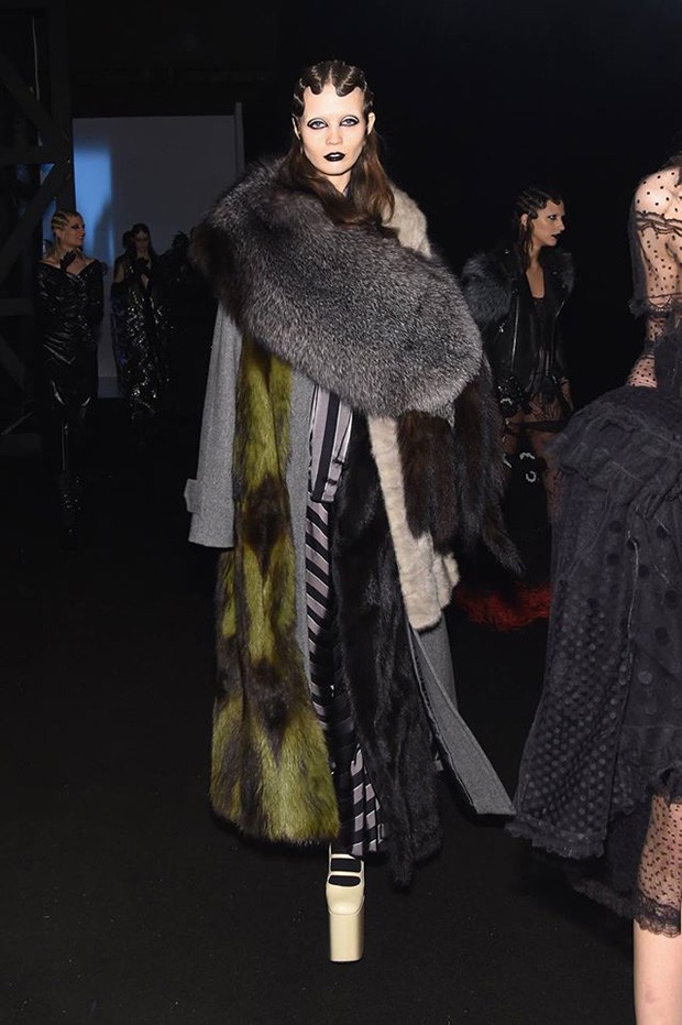 Marc-Jacobs-BTS-fw16-(14)