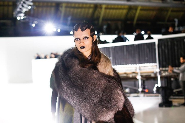 Marc-Jacobs-BTS-fw16-(30)
