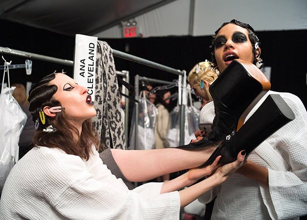 Marc-Jacobs-BTS-fw16-(33)