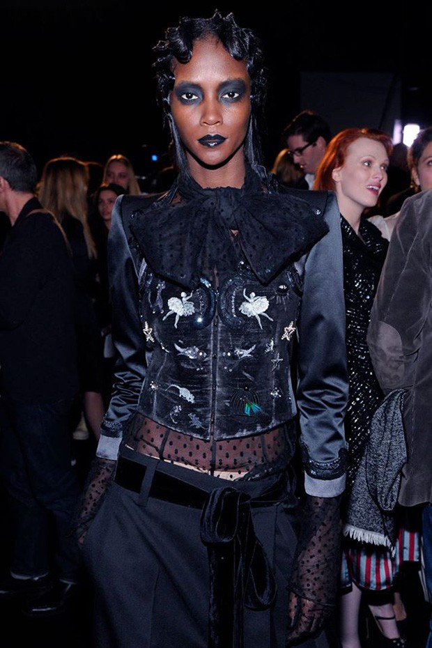 Marc-Jacobs-BTS-fw16-(44)