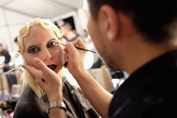 Marc-Jacobs-BTS-fw16-(9)