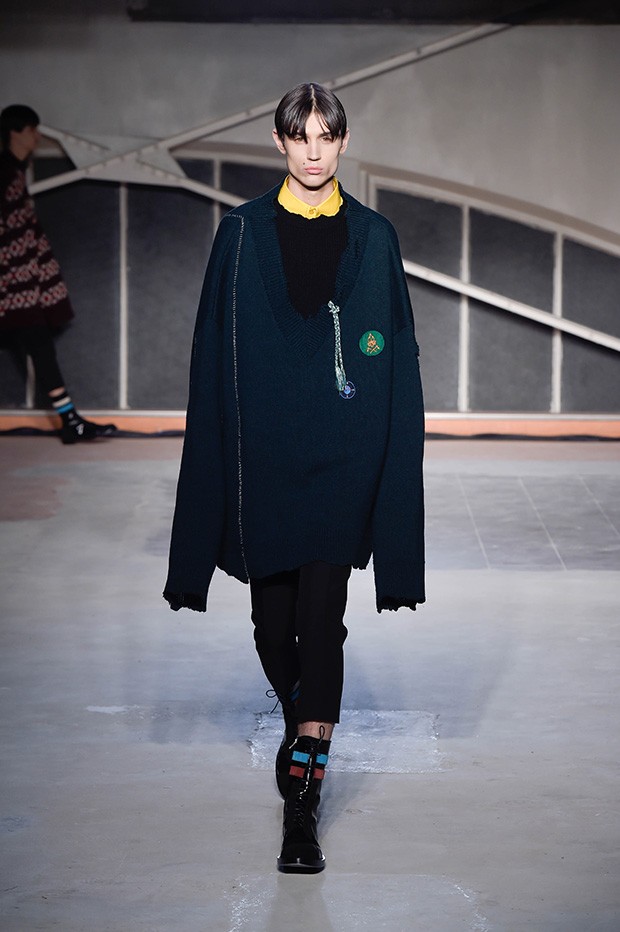 Raf-Simons-aw16-17-(26)