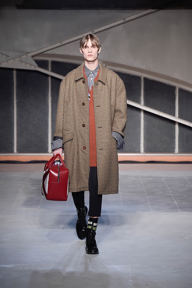 Raf-Simons-aw16-17-(29)