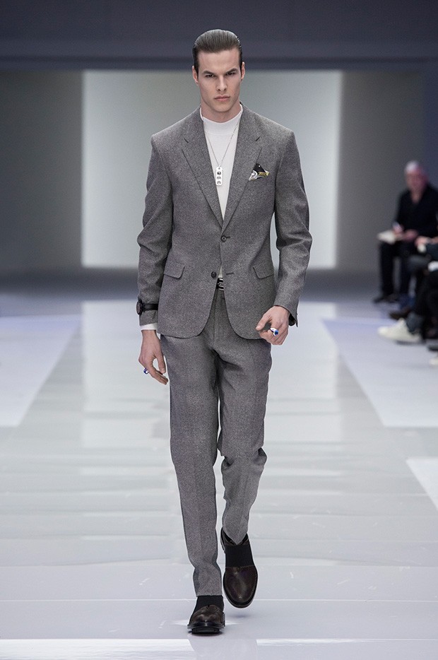 Versace-Men's_FW16_look-2