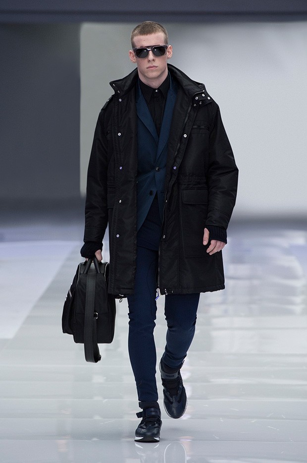 Versace-Men's_FW16_look-30