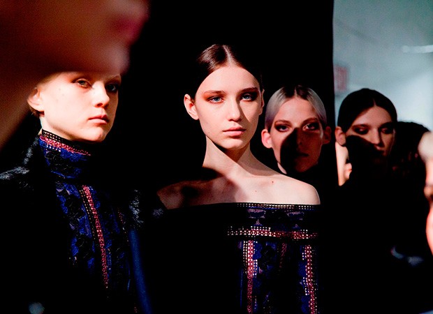 Yigal Azrouël-backstage (19)