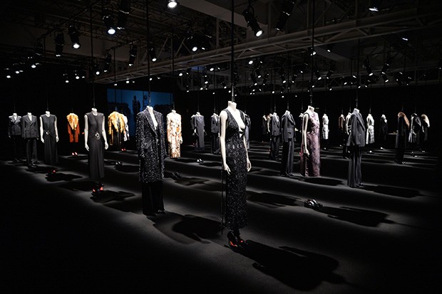 calvin-klein-collection-w-F16-milan-pres-01
