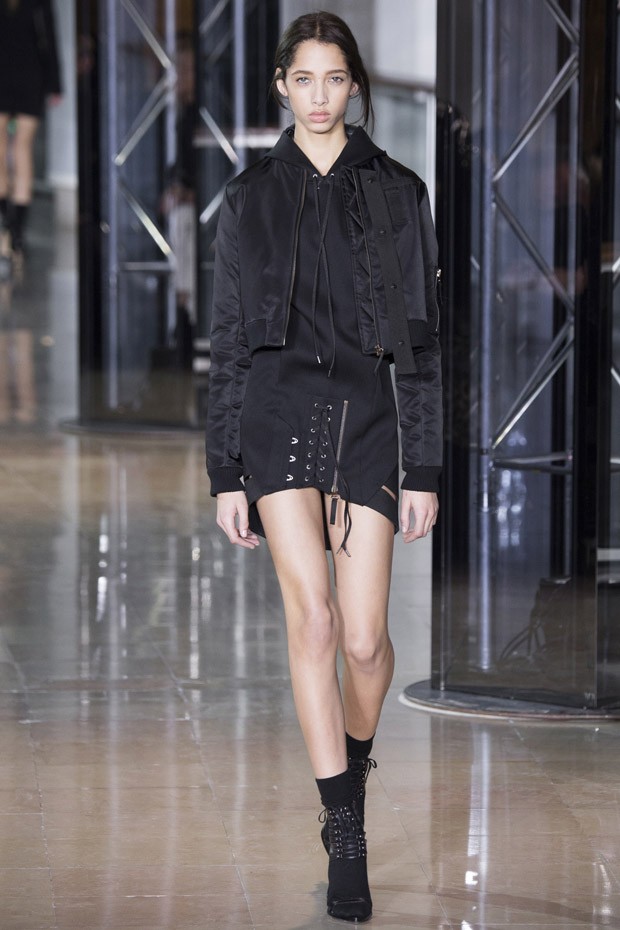 AnthonyVaccarelloFW16-12