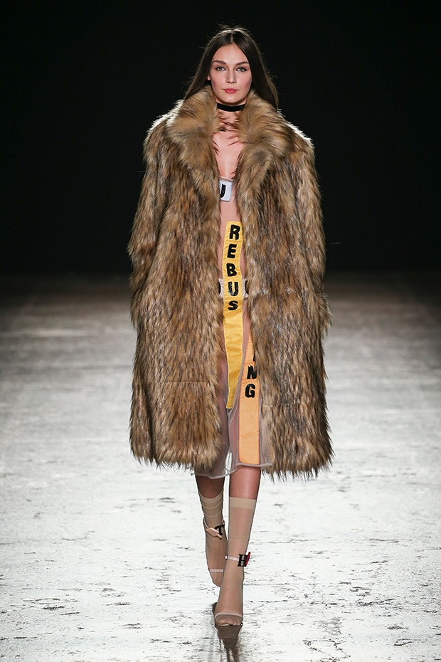 Au-Jour-Le-Jour-fw16-(1)
