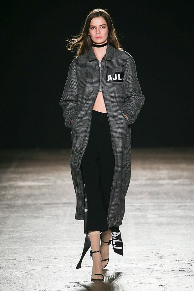 Au-Jour-Le-Jour-fw16-(31)
