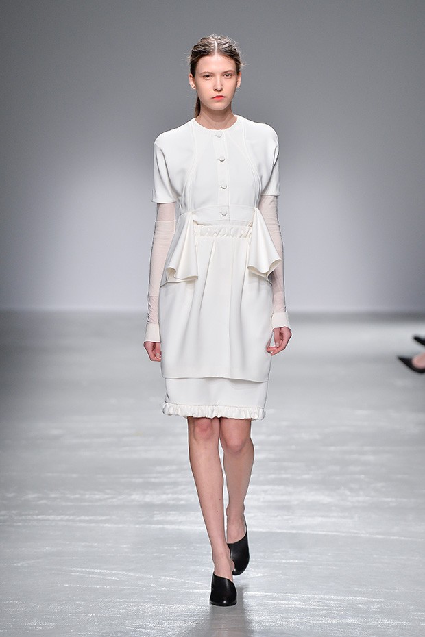 GUY-LAROCHE-FW16-(11)