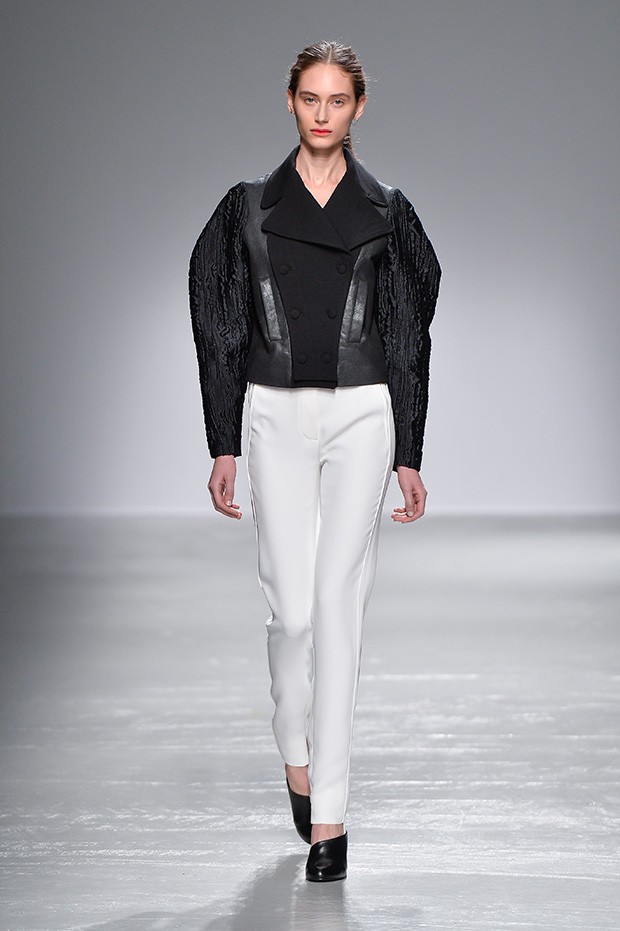 GUY-LAROCHE-FW16-(12)