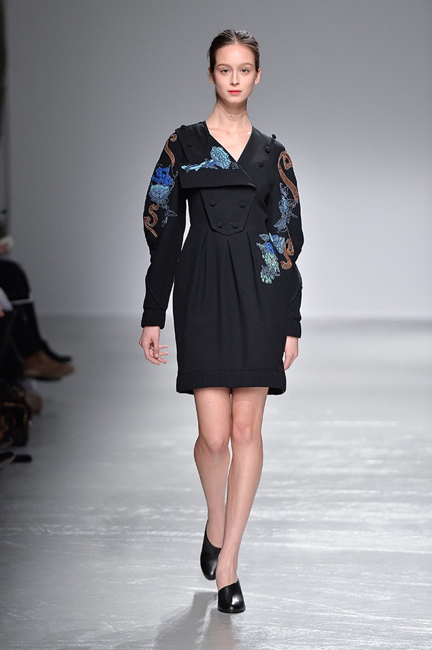 GUY-LAROCHE-FW16-(17)