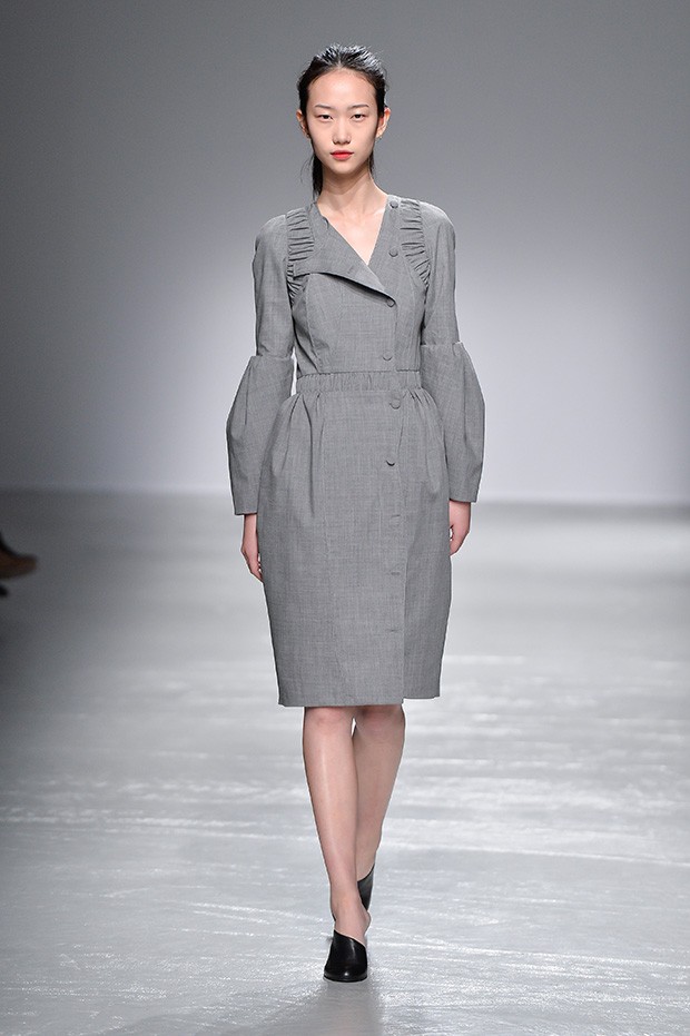 GUY-LAROCHE-FW16-(4)