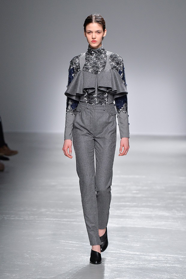 GUY-LAROCHE-FW16-(5)