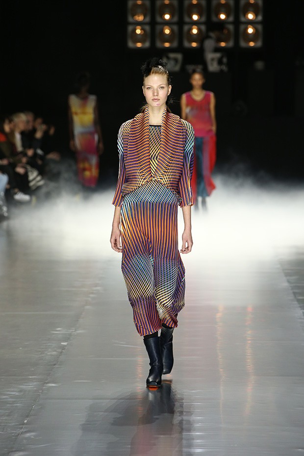 Issey-Miyake-fw16-(4)