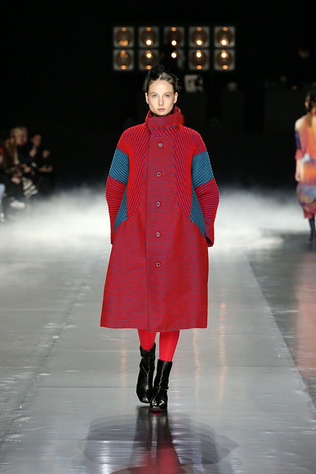 Issey-Miyake-fw16-(6)