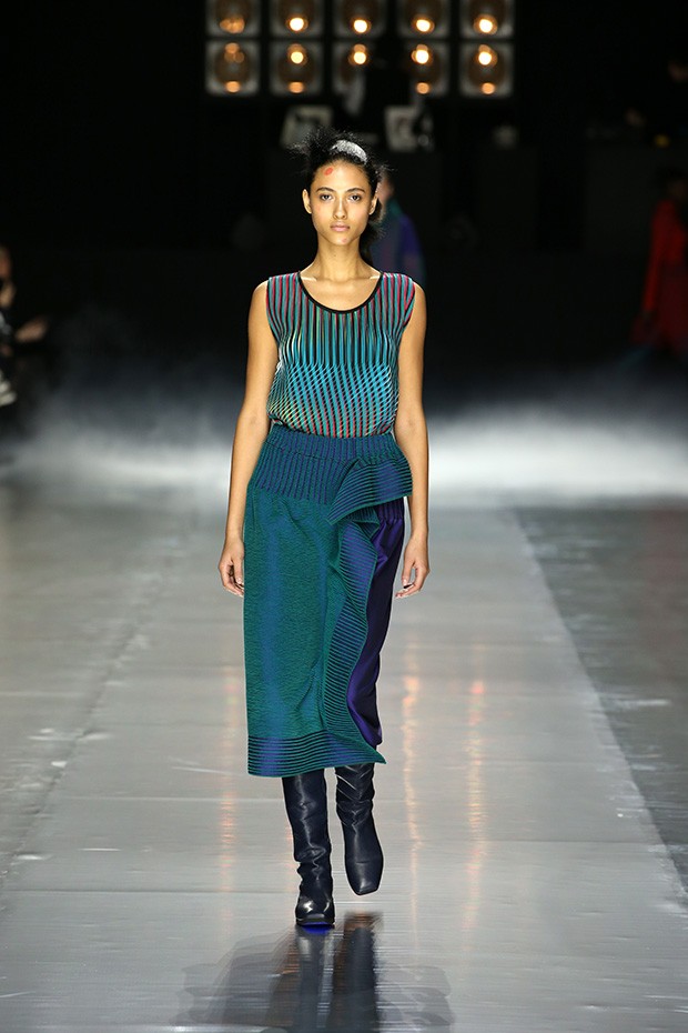 Issey-Miyake-fw16-(9)