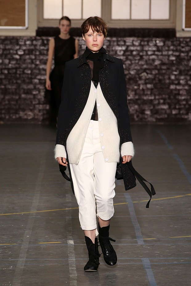 John-Galliano---fw16-(1)