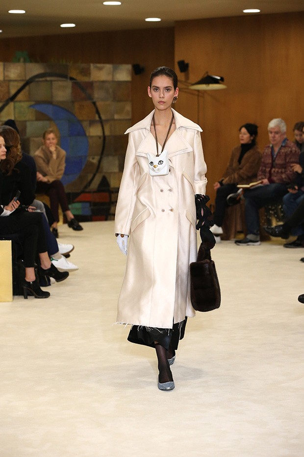 Loewe-fw16-(24)