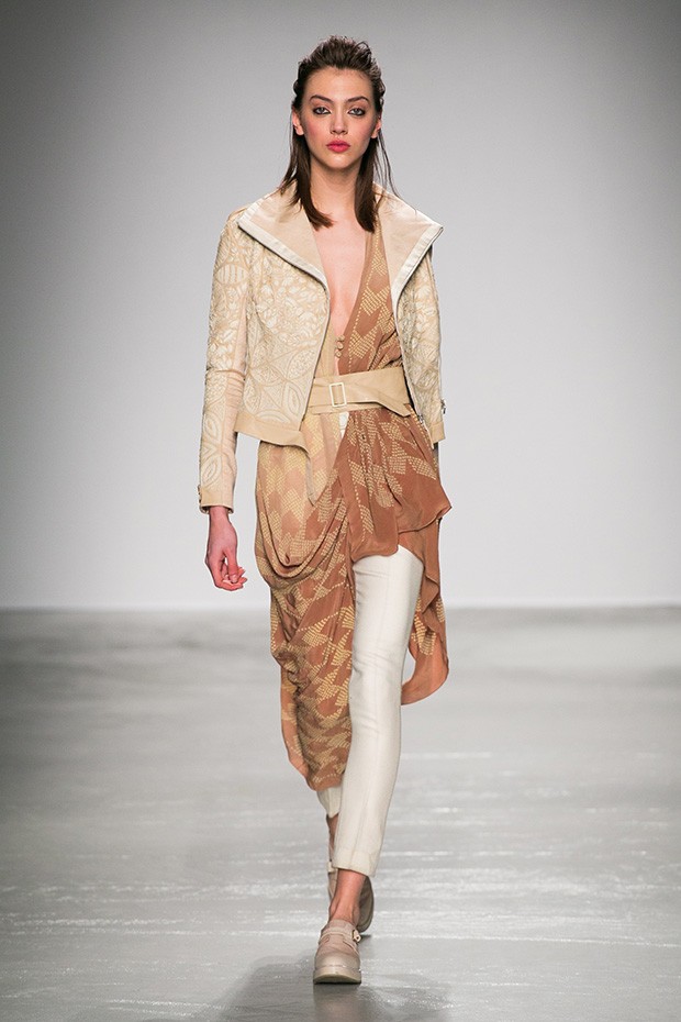 Rahul-Mishra-fw16-(28)