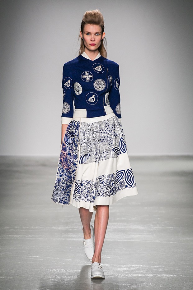 Rahul-Mishra-fw16-(3)