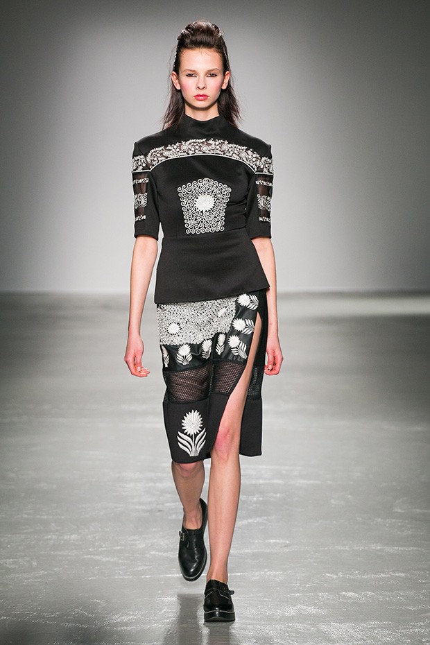 Rahul-Mishra-fw16-(33)