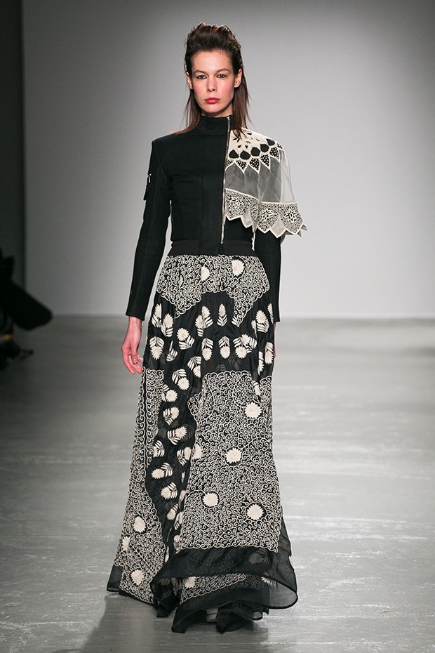 Rahul-Mishra-fw16-(36)