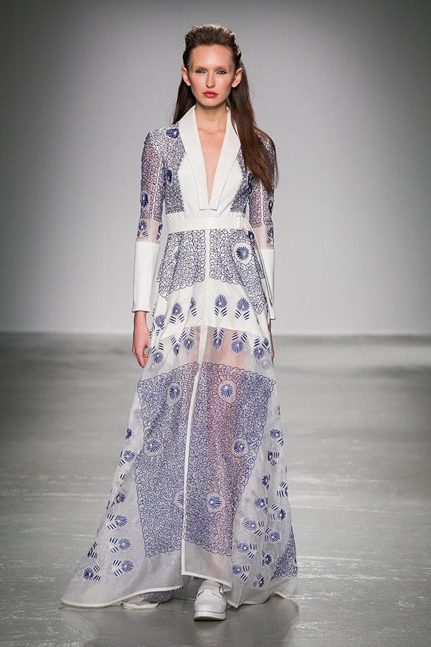 Rahul-Mishra-fw16-(8)