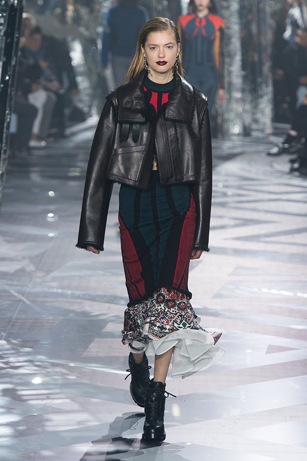 PFW: Louis Vuitton's FW16 Runway & Bags Report - BagAddicts Anonymous