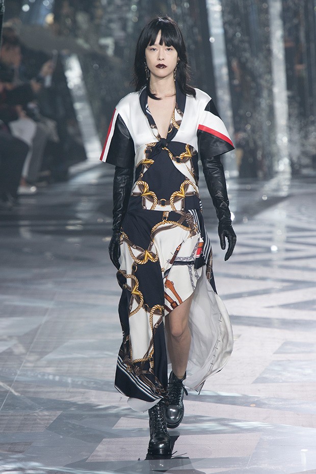 PFW: Louis Vuitton Fall/Winter 2012-13 - All Aboard the Vuitton Express!! -  BagAddicts Anonymous