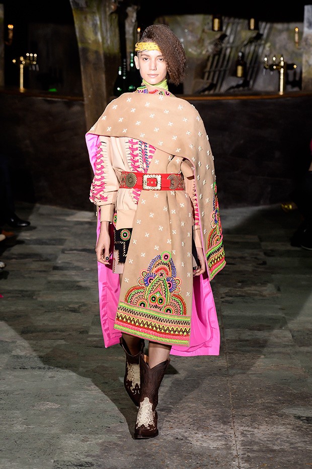 manish_arora_fw16-(2)